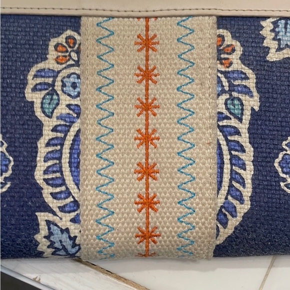 Spartina 449 Boho Zippered Wallet w Keychain - Picture 3 of 6